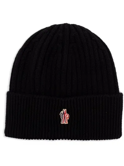 Moncler Ribbed Wool Beanie In Black