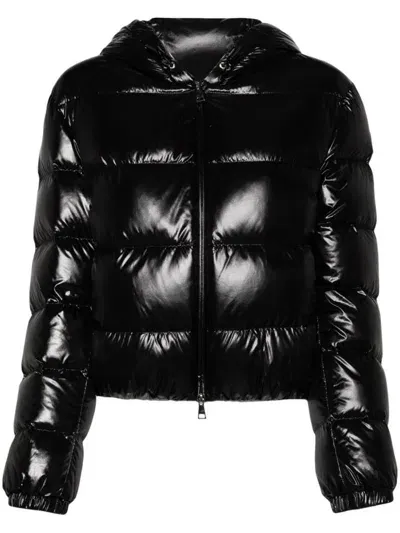 Moncler Short Bayard Quilted Down Jacket In Black