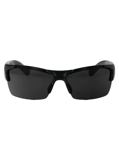 Moncler Sunglasses In 01a Nero Lucido