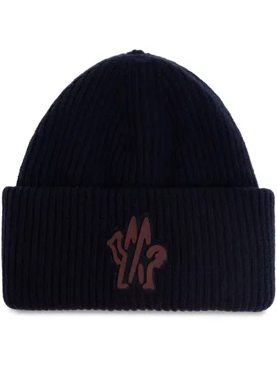 Moncler Logo Patch Knit Beanie In Navy