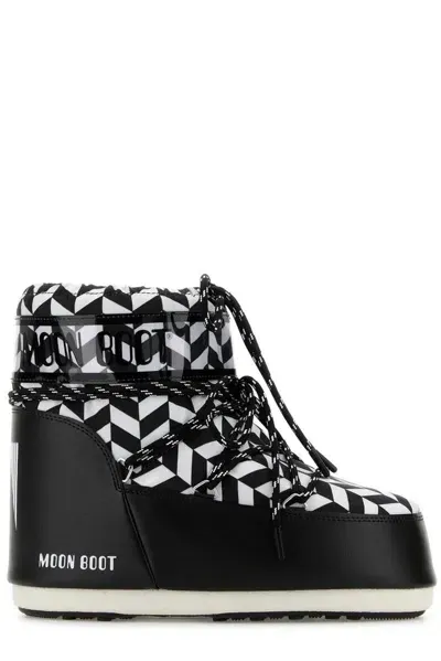 Moon Boot Icon Geometric Printed Lace In Multi