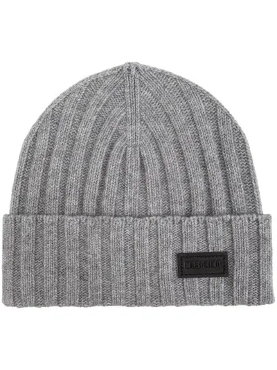 Moschino Logo-patch Knitted Beanie In Grey