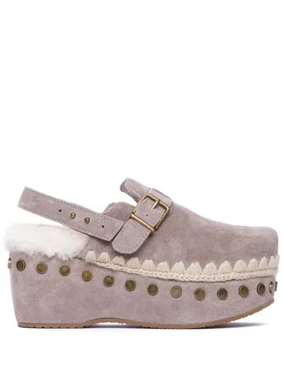 Mou Plain Suede Clog In Grey