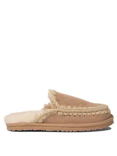 Mou Eskimo Slippers In Beige