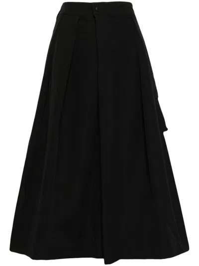 Musium Div. Wide Cropped Trousers In Black