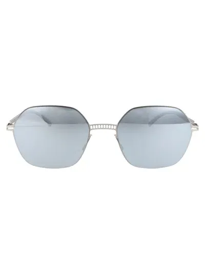 Mykita Sunglasses In 187 E1 Silver | Silver Flash