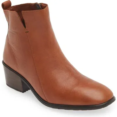 Naot Ethic Bootie In Brown Peanut Leather