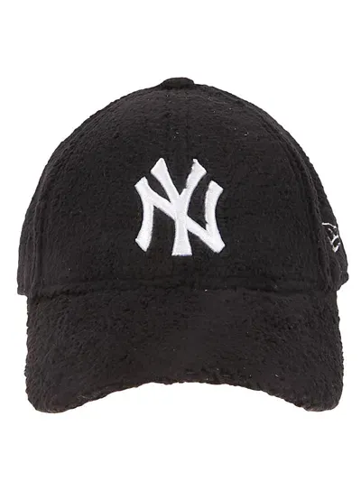 New Era 9 Forty New York Yankees Cap In Black