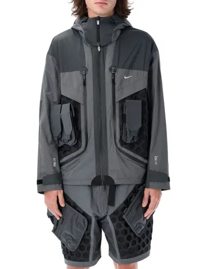 Nike Ispa Butterfly Jacket In Gray