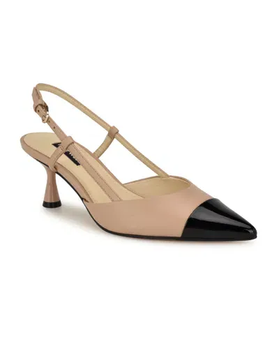 Nine West Rizzy Slingback Pointed Cap Toe Kitten Heel Pump In Lt Natural