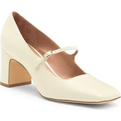 Nordstrom Madyson Mary Jane Pump In Ivory Vanilla