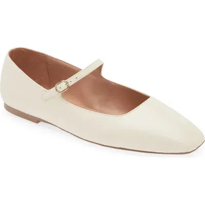 Nordstrom Mary Jane Flat In Ivory Vanilla