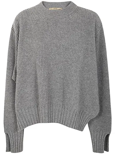 Nuur Long Sleeves Round Neck Sweater In Gris