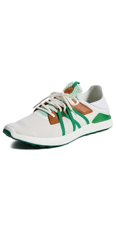 Olukai Manele Golf Shoe In White/bamboo