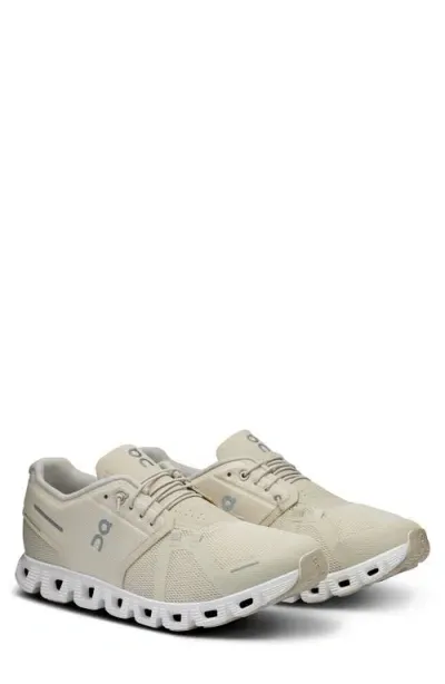 On Cloud 5 Running Shoe In Cream/sand