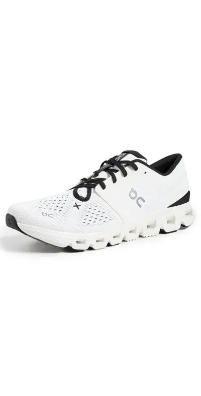 On Cloud X 4 Sneakers Ivory/black