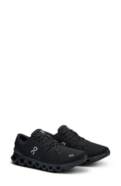 On Cloud X 4 Training Shoe In Black/eclipse