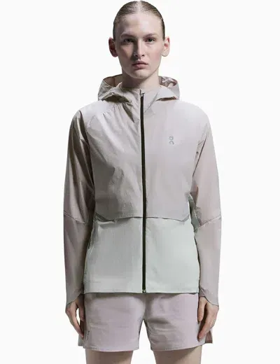 On Running Core Jacket In Gray