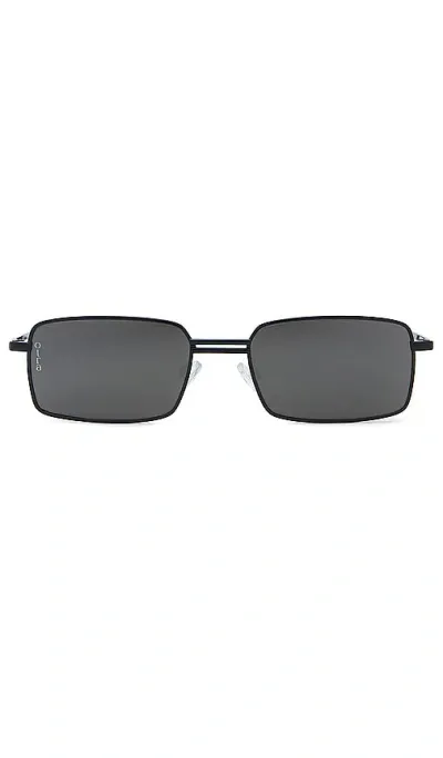 Otra Ila Sunglasses In Black & Mirror