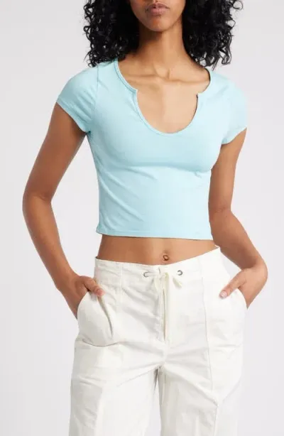 Pacsun Sculpted Notch Cotton Crop T-shirt In Petit Four