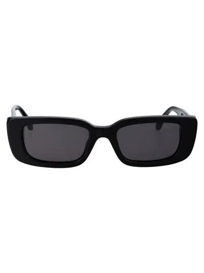 Palm Angels Sunglasses In 1007 Black