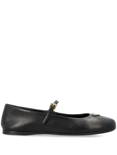 Prada Flat Shoes In Black