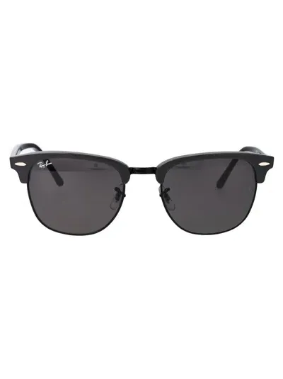 Ray Ban Ray-ban Sunglasses In 1367b1 Grey On Black