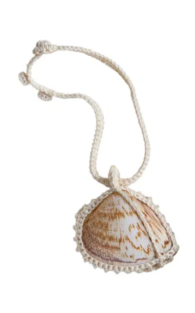 Renata.q Cucul Crocheted Seashell Pendant Necklace In Neutral