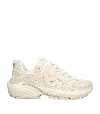 Represent Storm Runner Sneakers In Beige