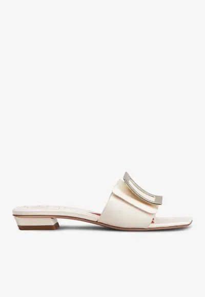 Roger Vivier Belle Vivier Metal Buckle Mules In Patent Leather In White