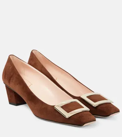 Roger Vivier Décolleté Belle Vivier 45 Suede Pumps In Brown