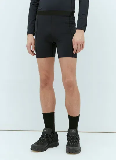 Running Order Ari 6 Shorts In Black