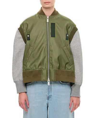 Sacai Sleeveless Zipped Gilet In Grün