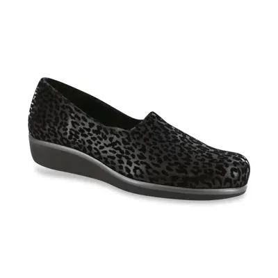 Sas Women's Bliss Slip On Wedge - Double Wide In Black Leopard