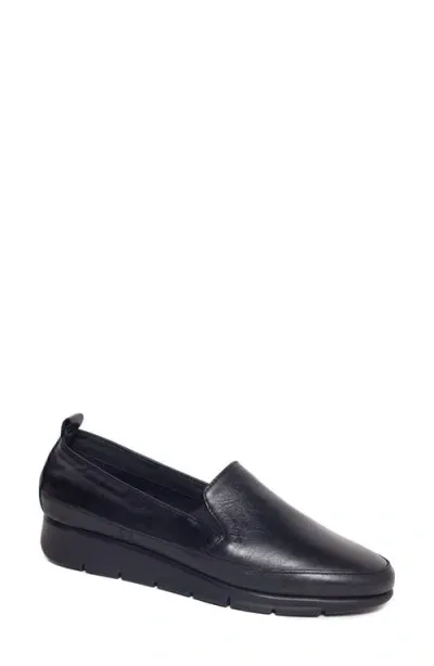 Saydo Frida Wedge Loafer In 002 Cm. Black