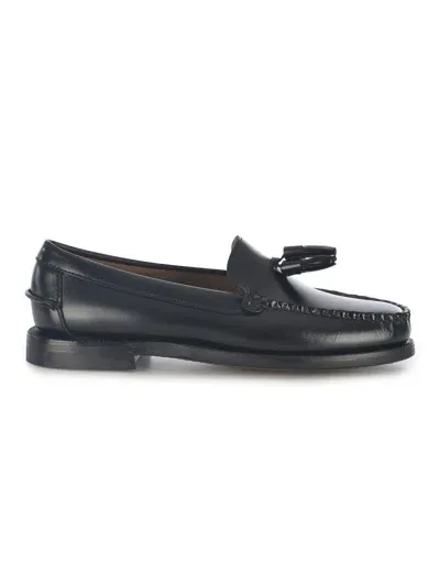 Sebago Classic Will Tassle Loafer In Black, Women's At Urban Outfitters In Schwarz