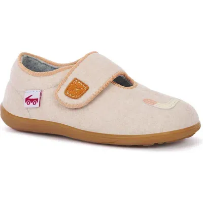 See Kai Run Cruz Ii Slipper In Oatmeal Kitty