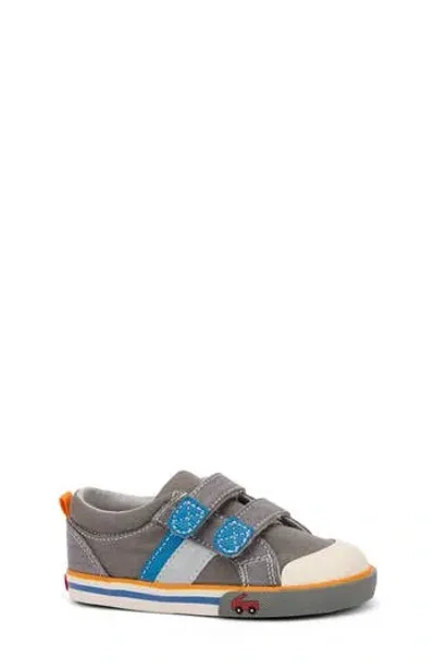 See Kai Run Russell Sneaker In Gray Denim/blue