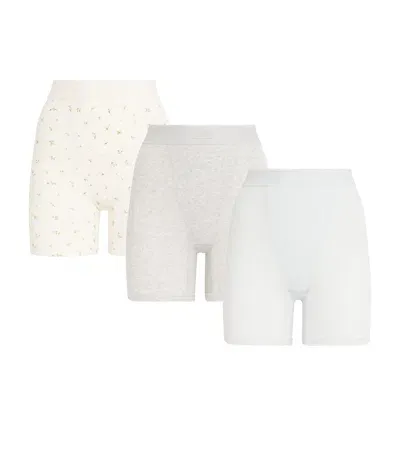 Skims Cotton Rib Boxer Shorts In Ivory