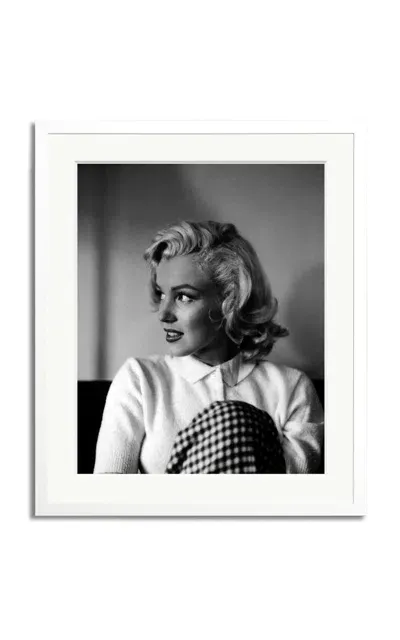 Sonic Editions Marilyn On Location Framed Photography Print In White