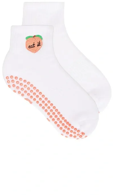 Souls. Peach Grip Socks In White