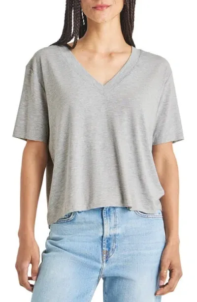 Splendid Lacey Relaxed V-neck T-shirt In Grey