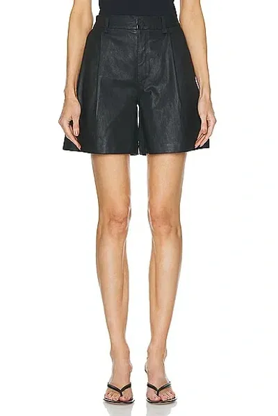 Sprwmn Deep Pleat Trouser Short In Black