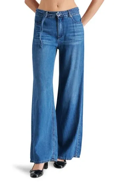 Steve Madden Women's Serenity Belted Wide-leg Jeans In Medium Blu