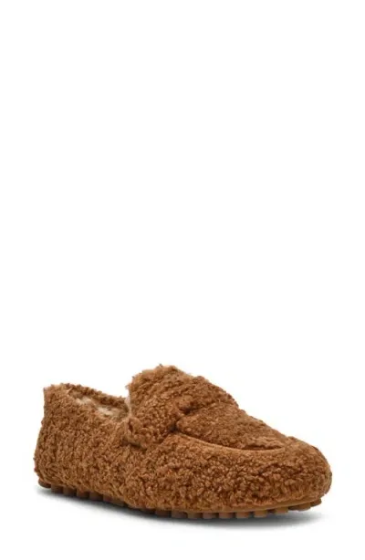 Steve Madden Slip Faux Shearling Slipper In Tan