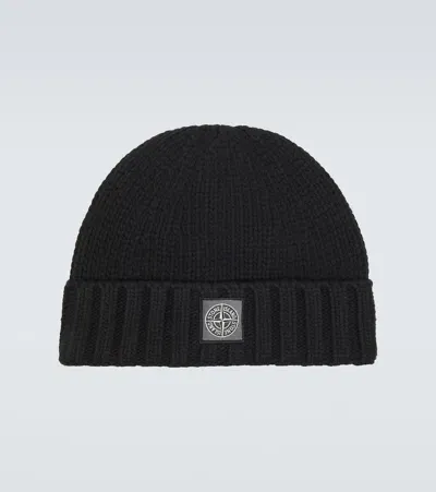 Stone Island Compass Virgin Wool Beanie In Black