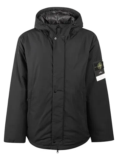 Stone Island Logo Patched Windbreaker In Black