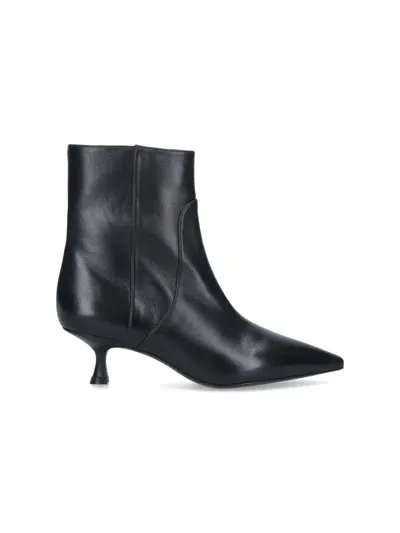 Stuart Weitzman Boots In Black