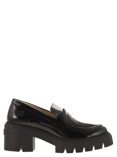 Stuart Weitzman Soho Loafers In Black