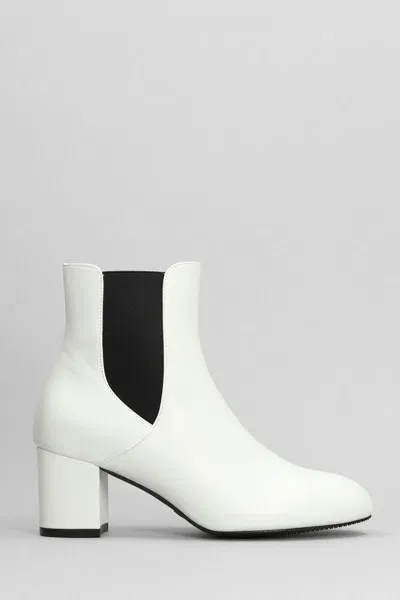 Stuart Weitzman Yuliana 60 Ankle Boots In White Leather